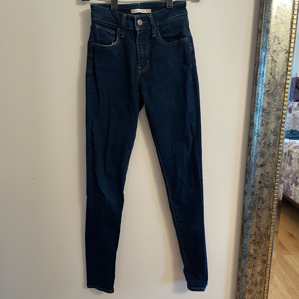 Levi's Women's Navy Skinny Jeans